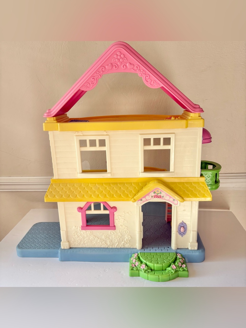 Vintage Fisher Price My First Dollhouse
